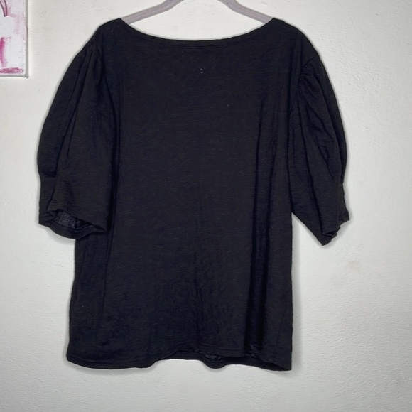Zac & Rachel adorable puffed sleeve, black on black damask print top, size xl - Picture 4 of 6